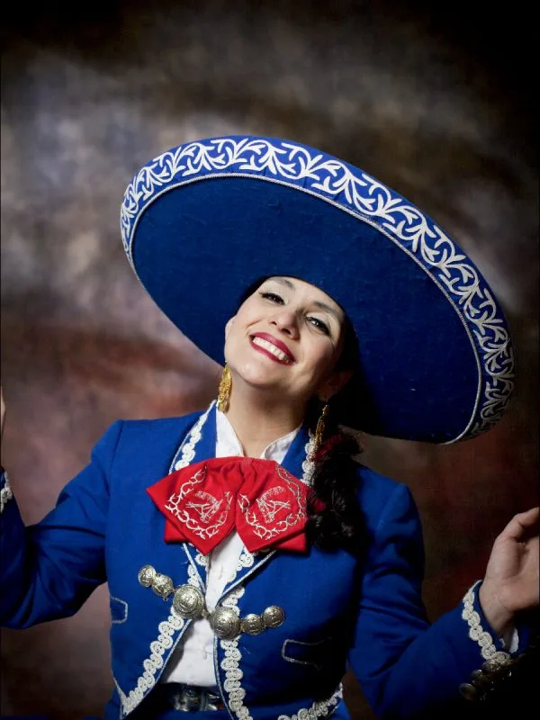 V.Robles 1205 Pmsnwents67bxdgjaln8ilphgqmrlberri5mbs05s0