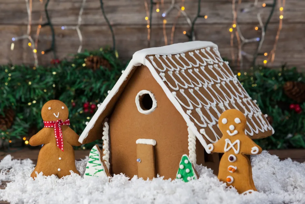 Gingerbread Barn & Mini Cookie Contest