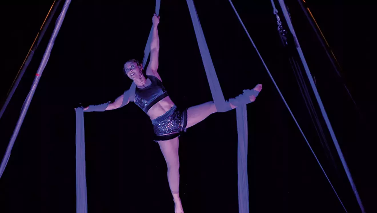 Soprano Aerialist Elizabeth Wohl to Present Acrobatic Opera in Putney